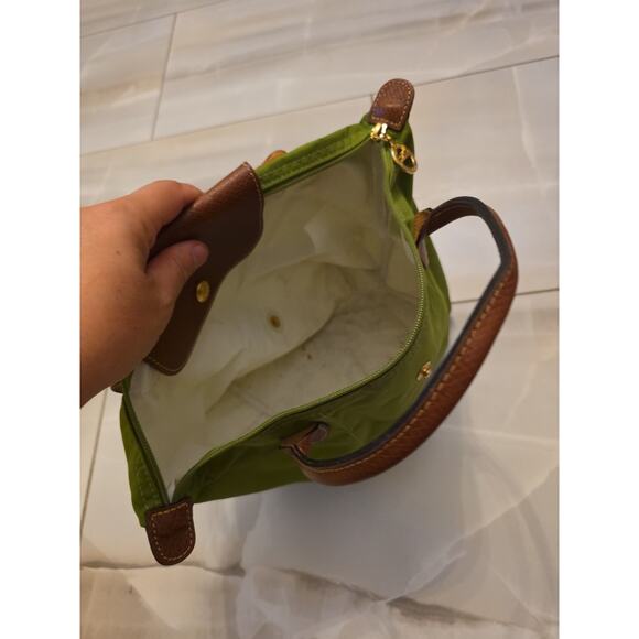 Longchamp Le Pliage Green Shoulder Bag - Picture 16 of 16